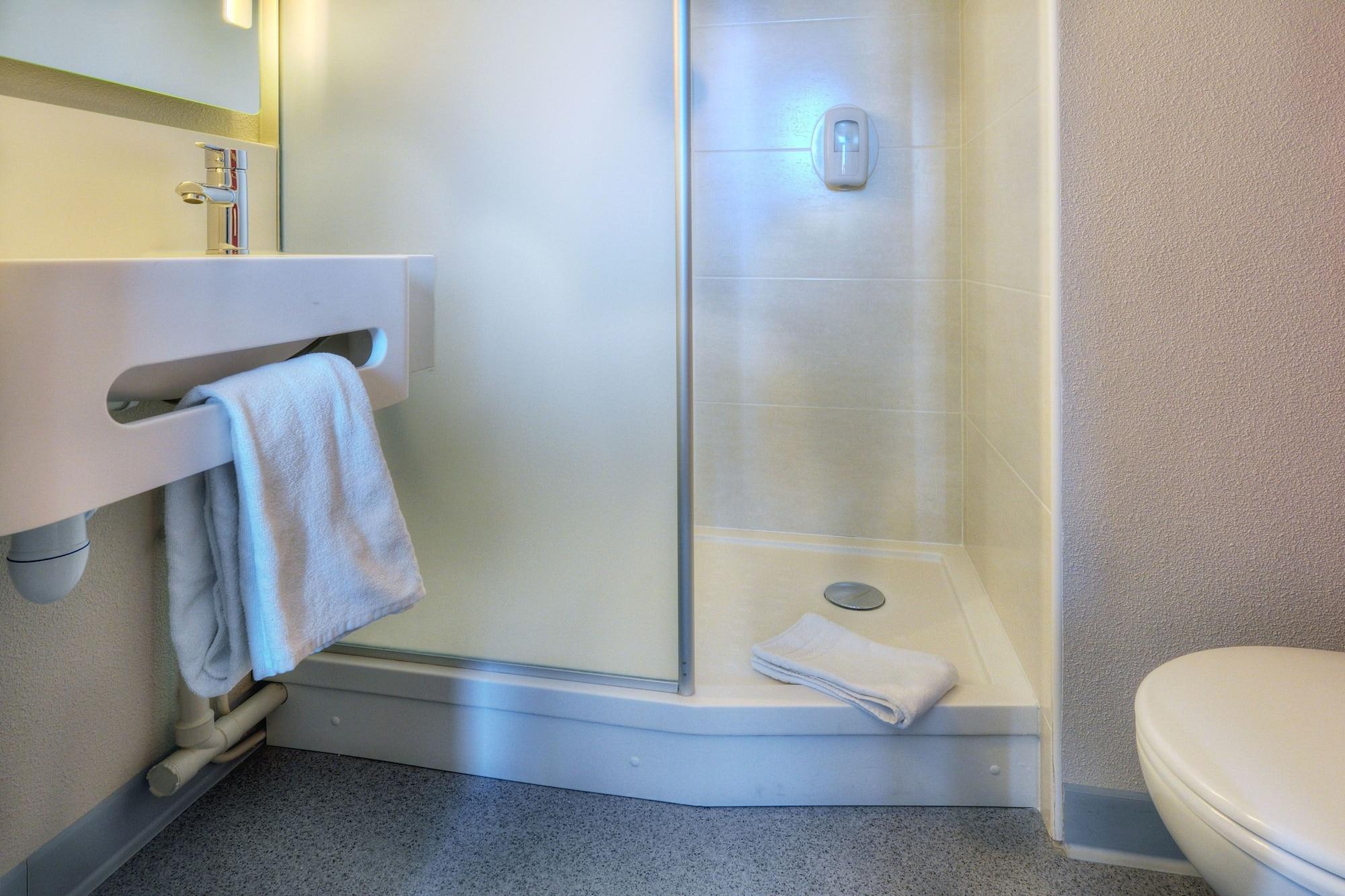 B&B Hotel Marseille Les Ports Luaran gambar