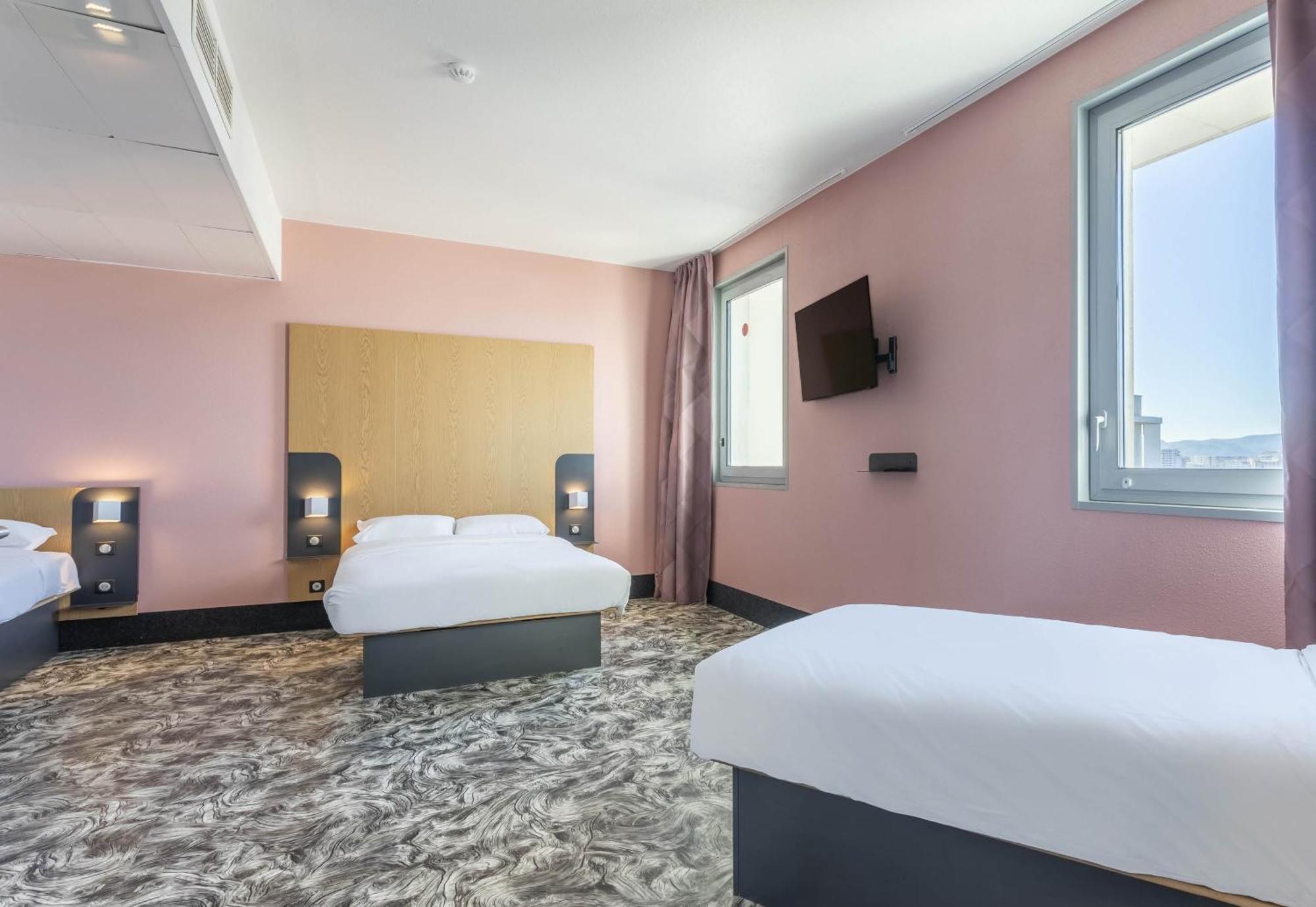 B&B Hotel Marseille Les Ports Luaran gambar