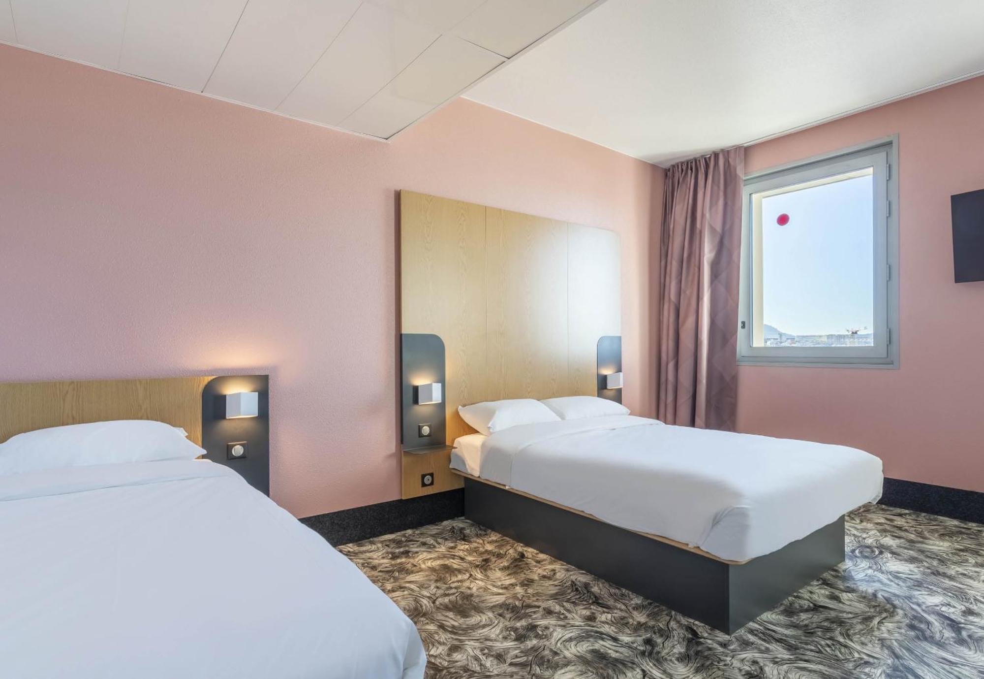 B&B Hotel Marseille Les Ports Luaran gambar