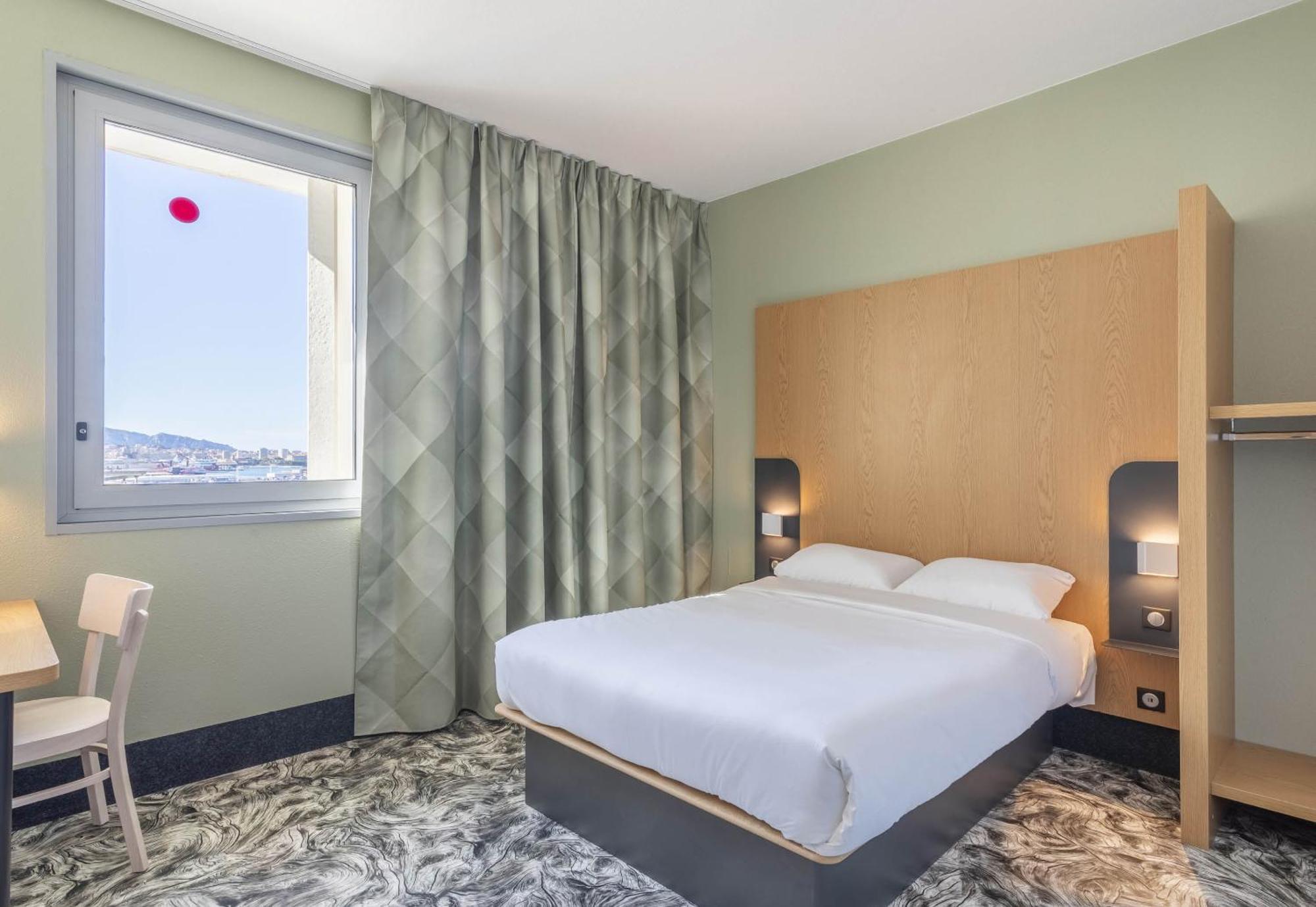 B&B Hotel Marseille Les Ports Luaran gambar